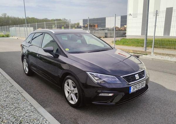 Seat Leon cena 52800 przebieg: 150000, rok produkcji 2019 z Przemyśl małe 781